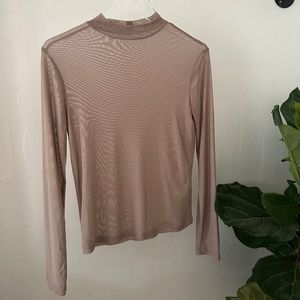 Oak + Fort Taupe Top